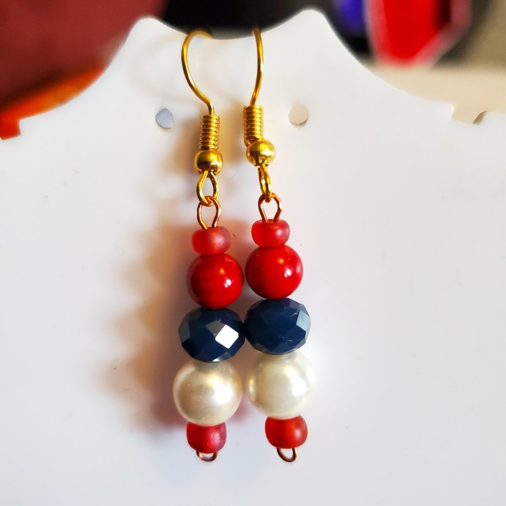 Gold Tone Hook Czech Glass Bead Dangle Earrings Tony Alexander Jewelry Artisan